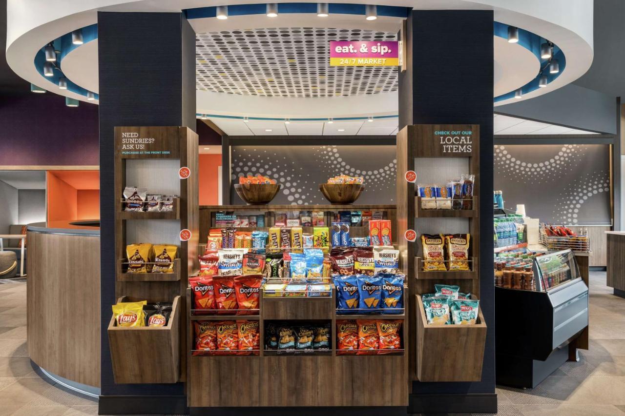 Tru By Hilton Hershey Chocolate Avenue Екстер'єр фото