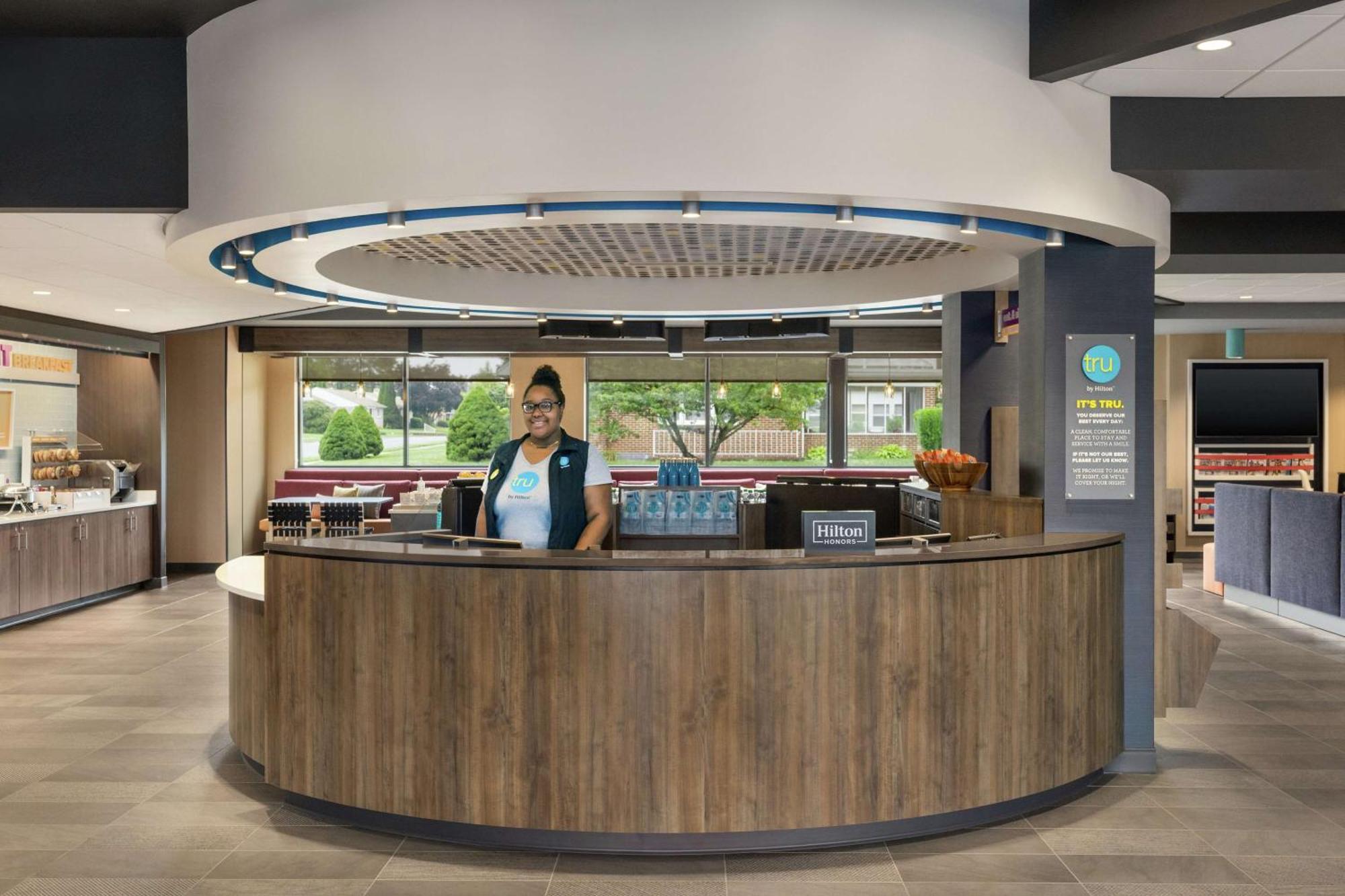 Tru By Hilton Hershey Chocolate Avenue Екстер'єр фото